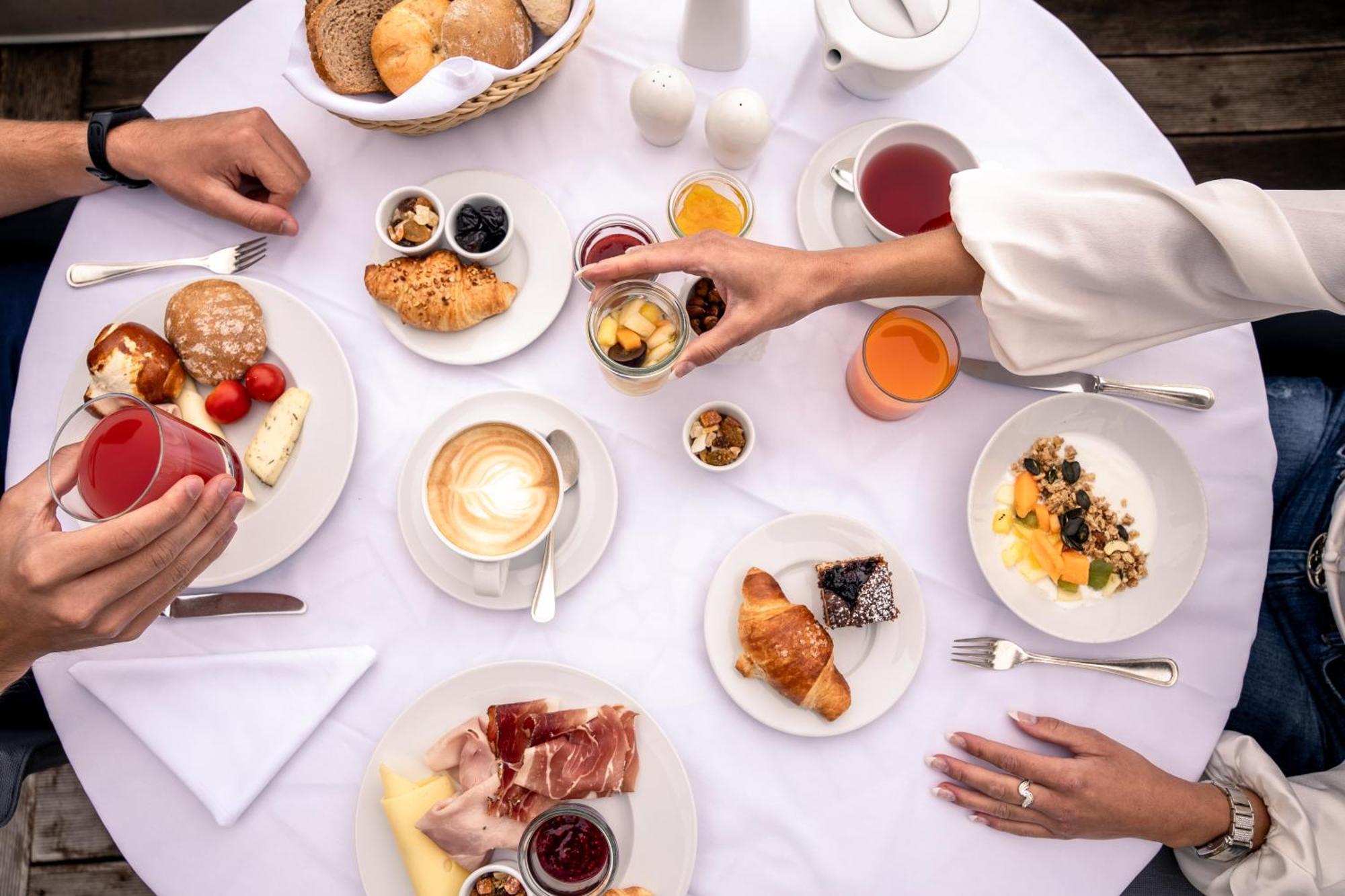 Hotel Alpenflora 카스텔로토 외부 사진