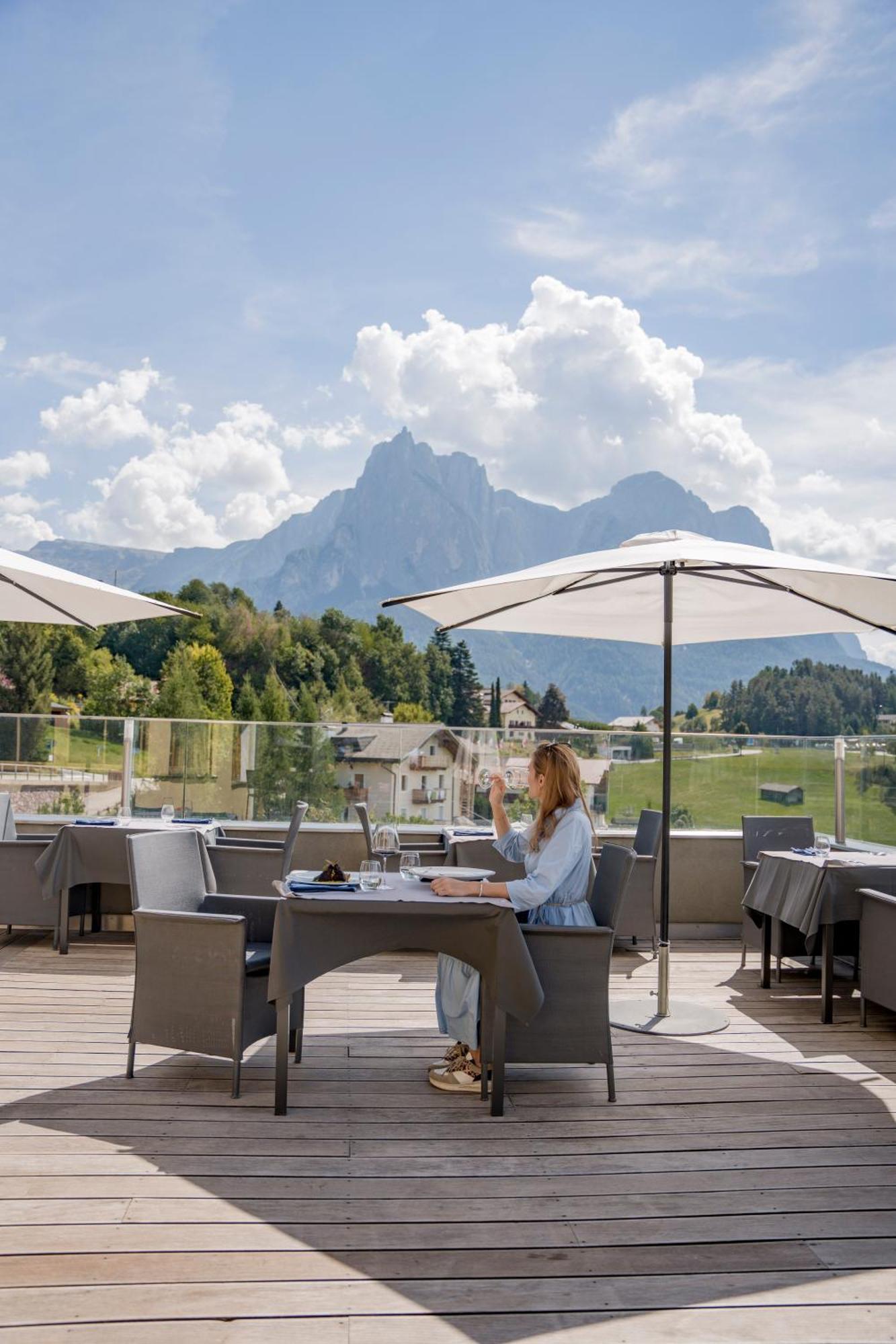Hotel Alpenflora 카스텔로토 외부 사진